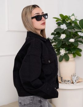 CAMPERA DE JEANS NEGRA
