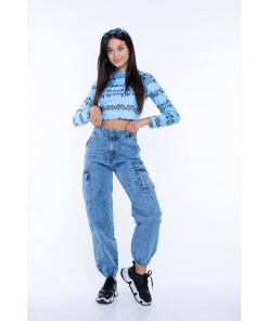 Alternative view of cargo nevado