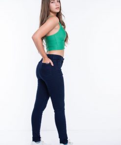 Alternative view of chupin azul escolar