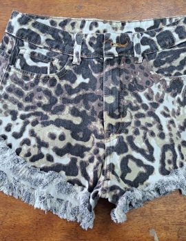 SHORT ANIMAL PRINT INTERMEDIO