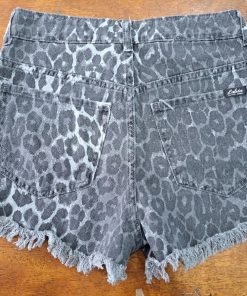 Alternative view of SHORT ANIMAL PRINT GRIS OSCURO